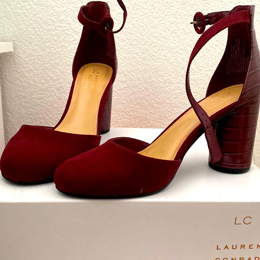 Never worn Lauren Conrad shoes